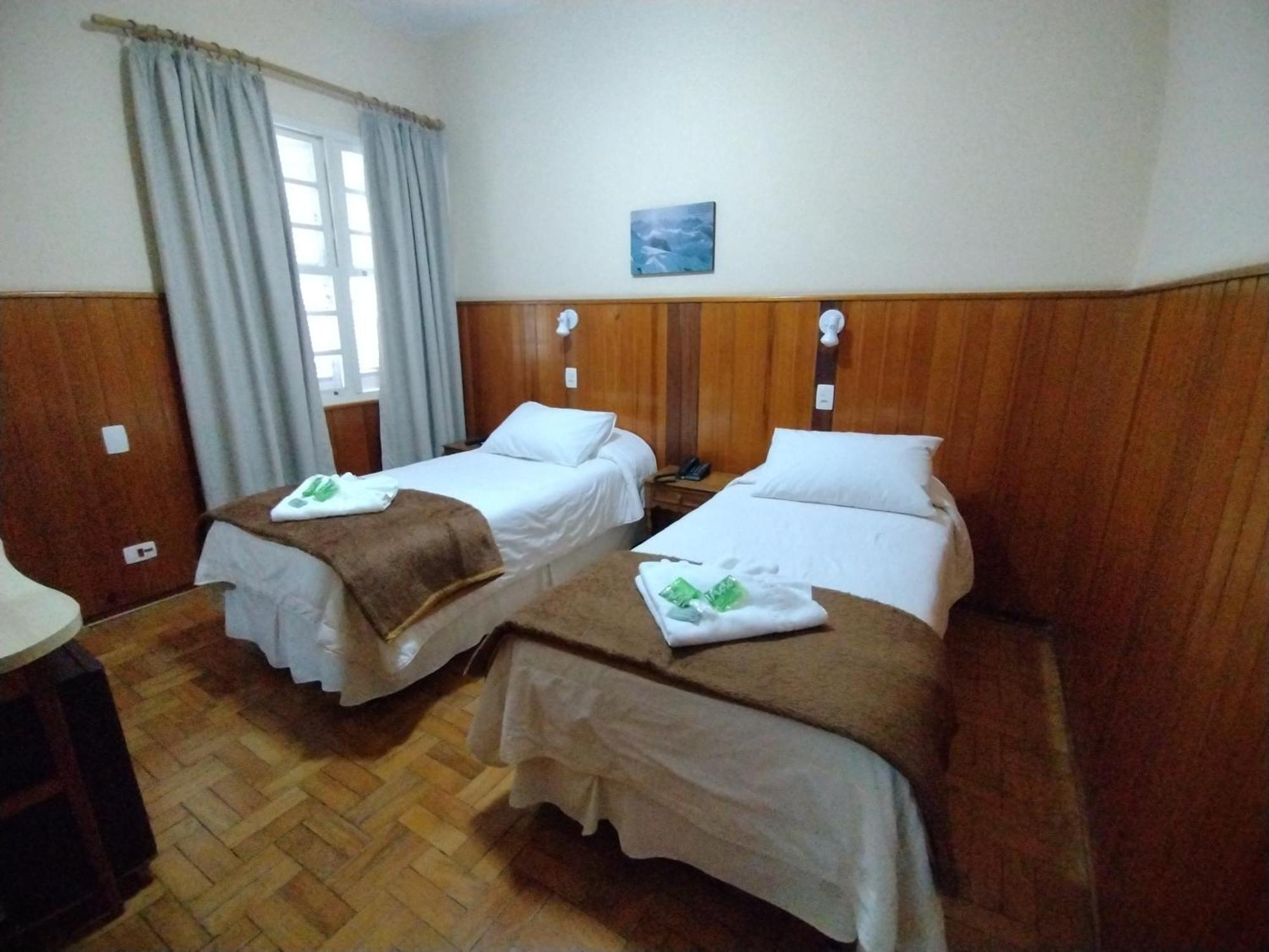 Hotel Casa Sao Jose Campos do Jordão Buitenkant foto