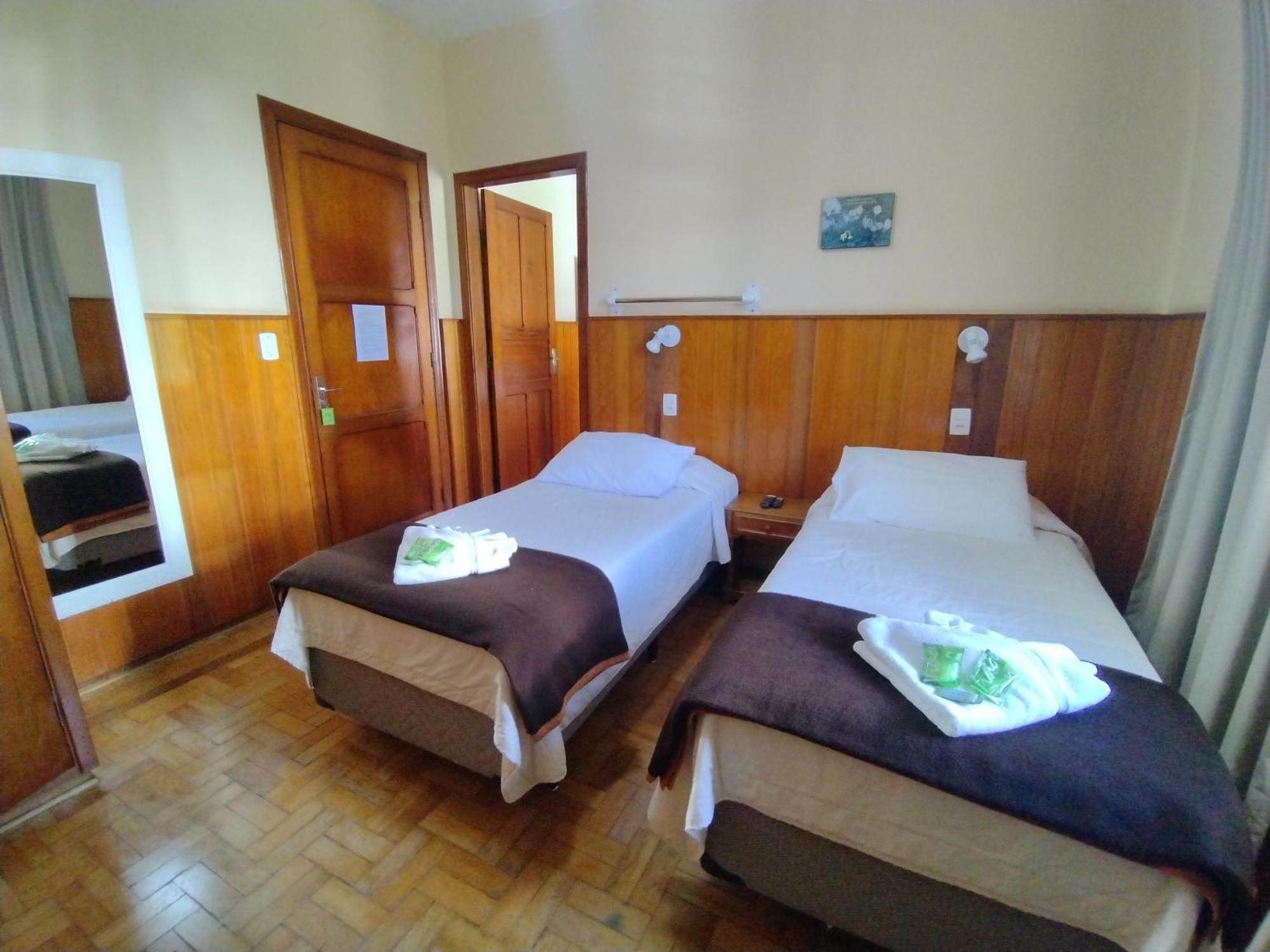 Hotel Casa Sao Jose Campos do Jordão Buitenkant foto