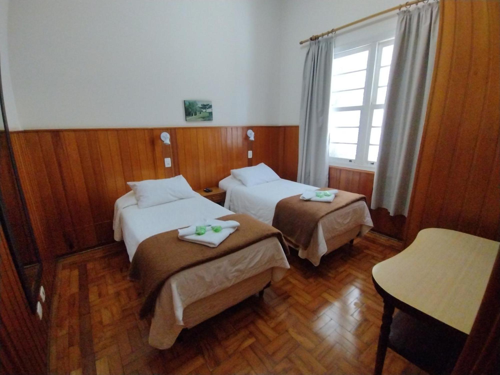 Hotel Casa Sao Jose Campos do Jordão Buitenkant foto