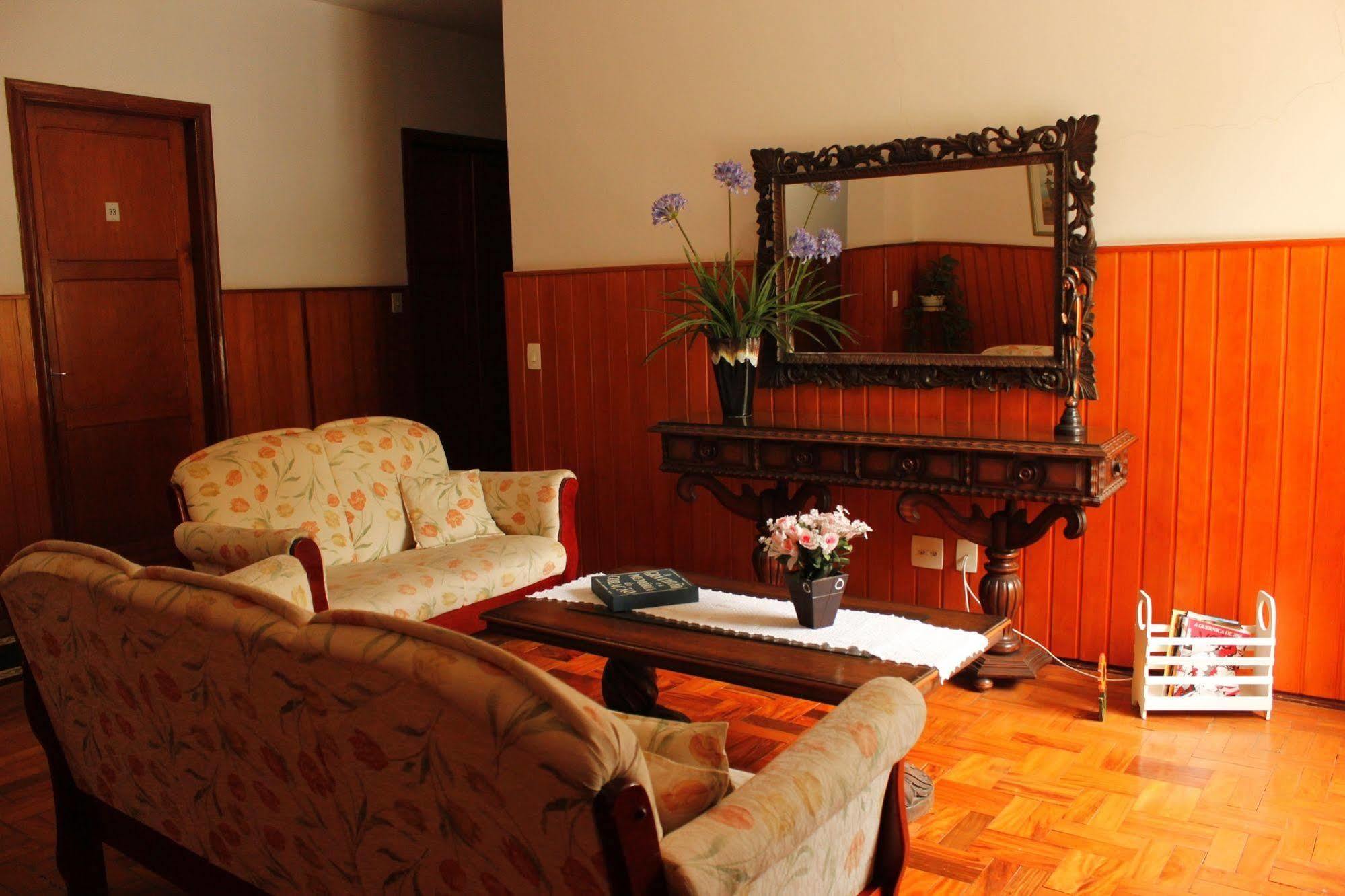Hotel Casa Sao Jose Campos do Jordão Buitenkant foto