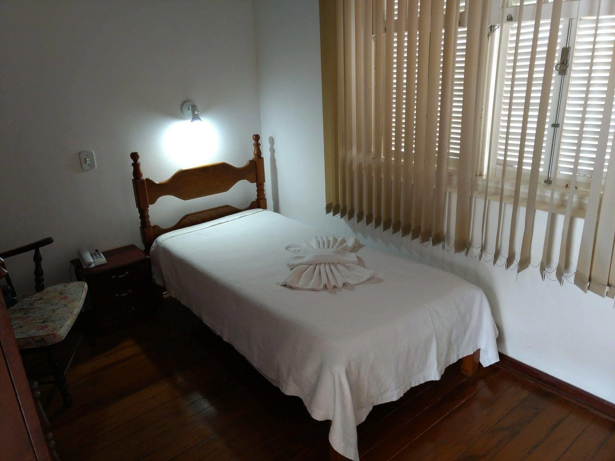 Hotel Casa Sao Jose Campos do Jordão Buitenkant foto