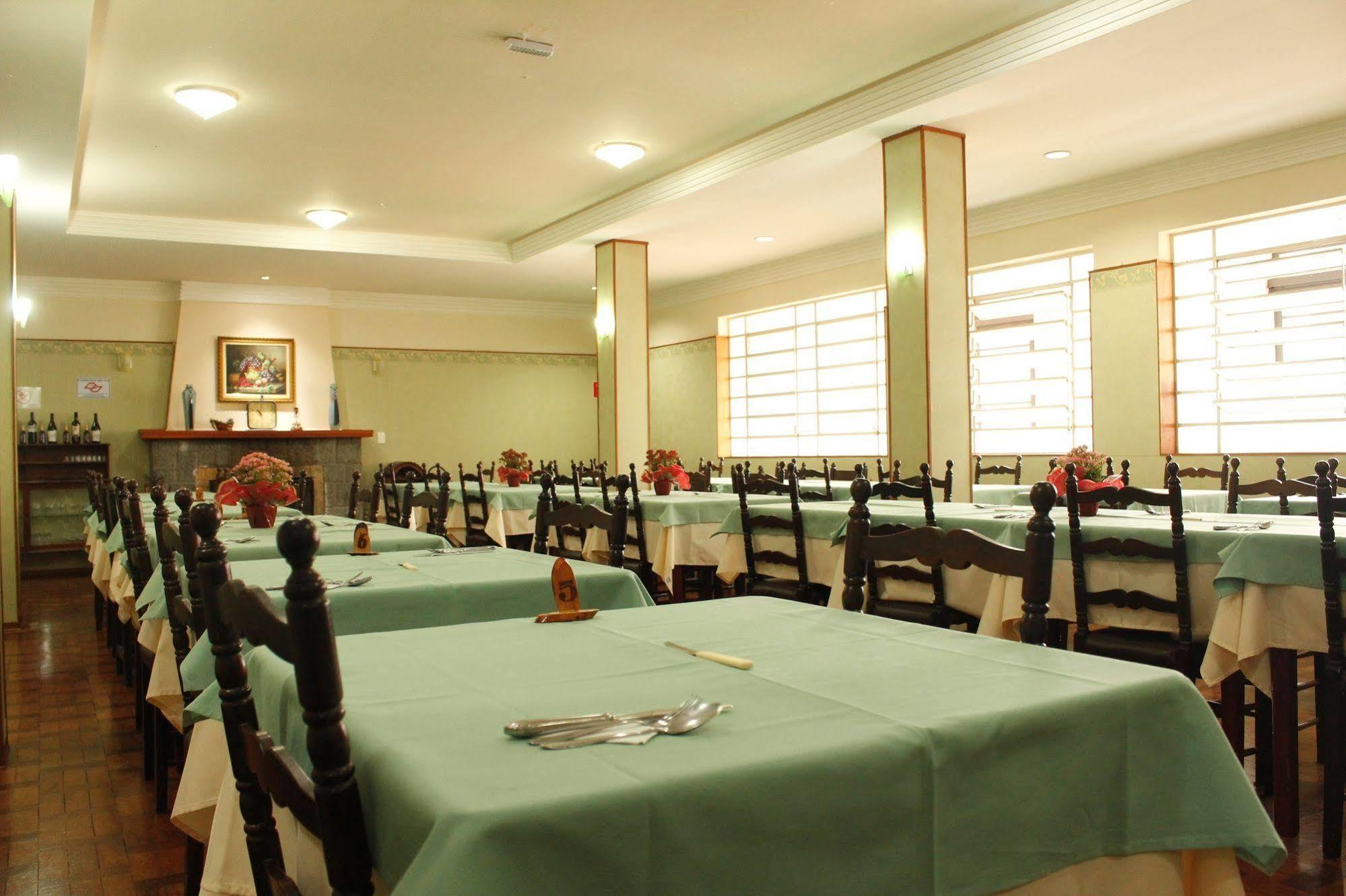 Hotel Casa Sao Jose Campos do Jordão Buitenkant foto